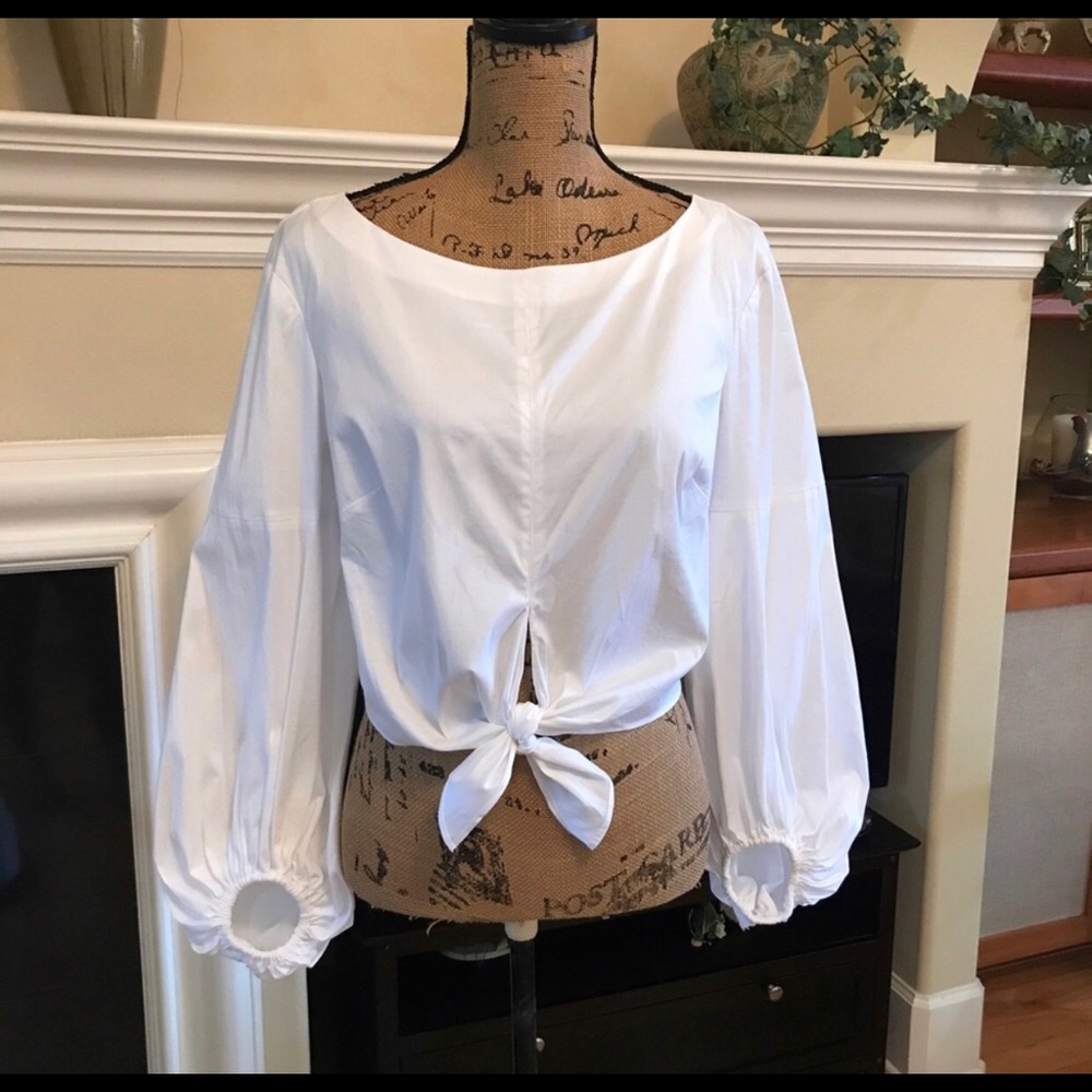 New Bebe blouse
